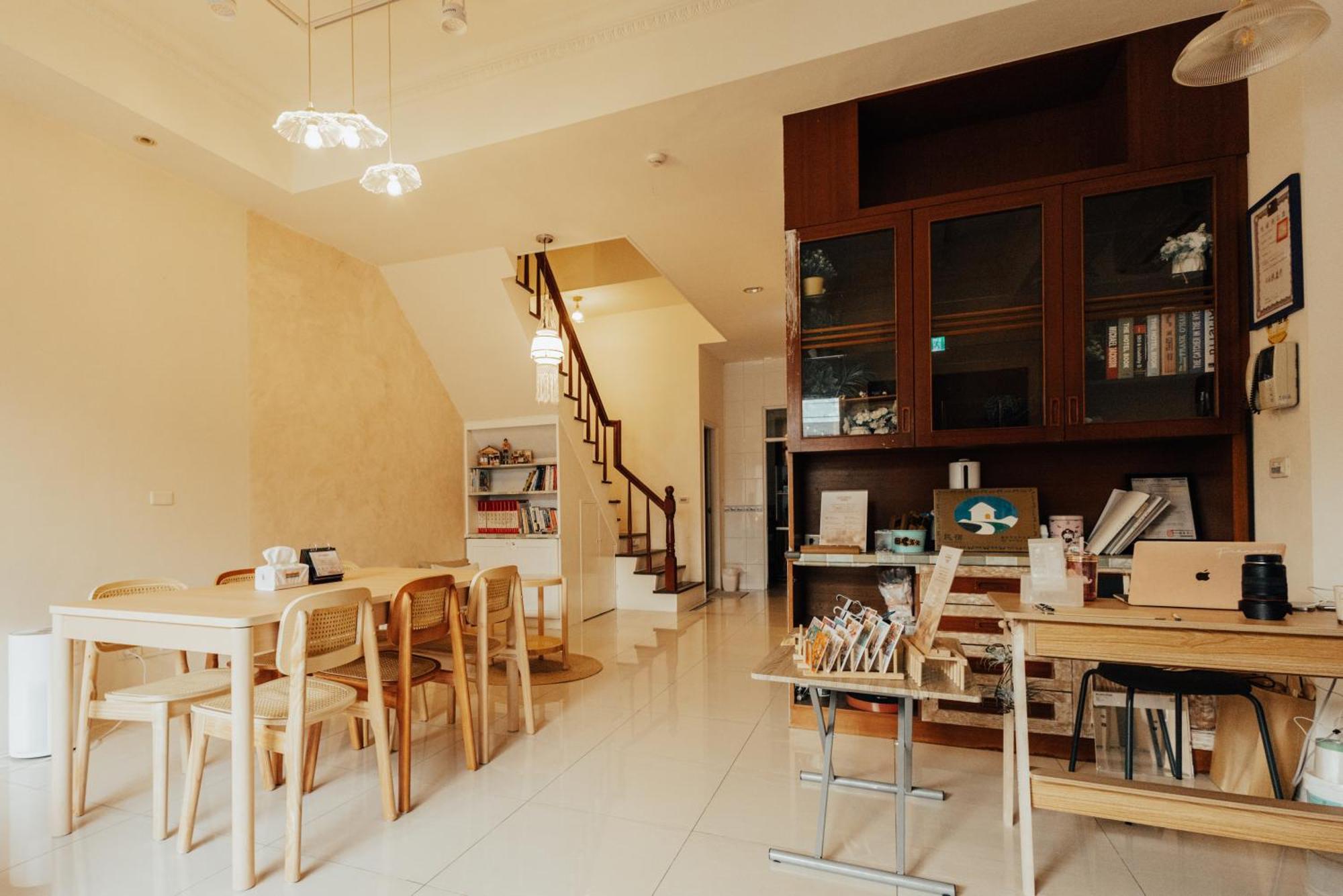 Maybe Homestay Longjing Экстерьер фото